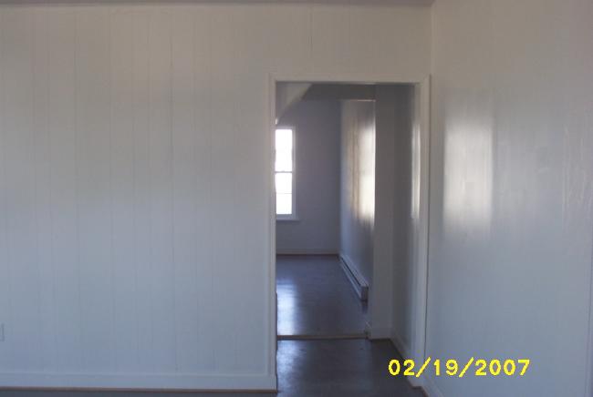 3016-A - Looking from the front room thru the Corridor to the Rear Room