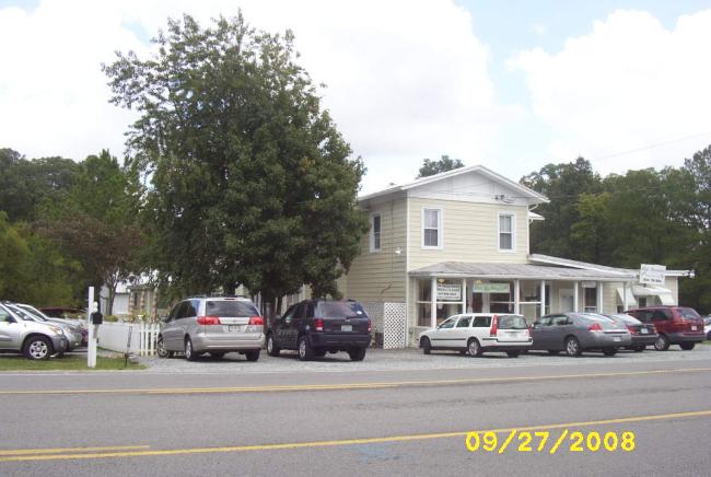 The Old Glen Allen Shops - Italian Ice, Glen Allen Dance Center, Elephants & Giraffes, Hair Resources, Massage